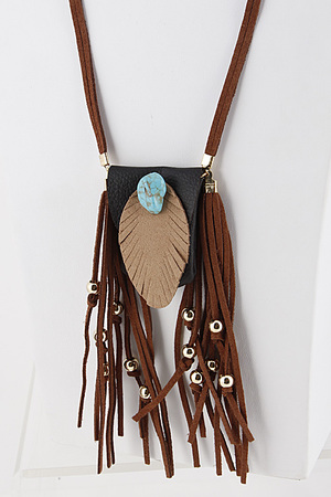 Tribal Small Pouch with Feather and Tassel Detail 5ICJ7